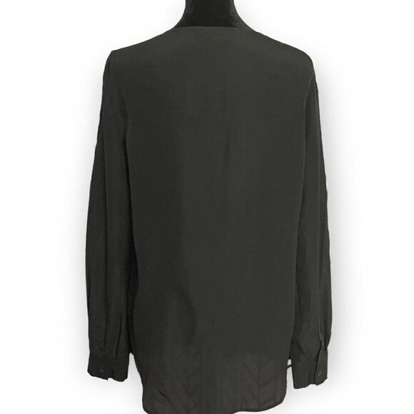Mossimo Womens Black Blouse Size Small Pockets Semi Sheer Lightweight Casual Top - Picture 3 of 4